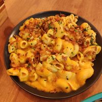 Mac and cheese at Plant Base in Lisbon