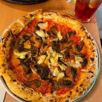 amazing pizza at Plant Base in Lisbon