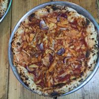 Jacko and Cipolla pizza 😋 at Plant Base in Lisbon