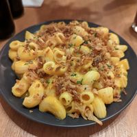 Mac and cheese at Plant Base in Lisbon