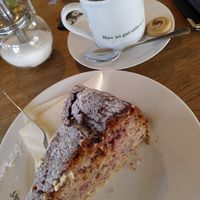 Obstkuchen und Kaffee at Plumbohms Aussichtsreich in Bad Harzburg