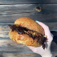 Vegan pulled pork sandwich at Big Belly Que in Smithtown