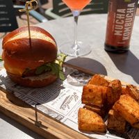 Burger & Kombucha  at Fresh Green in San Sebastian