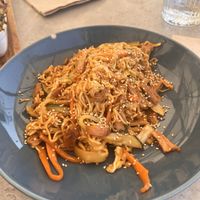 Fideos con no-pollo  at Fresh Green in San Sebastian