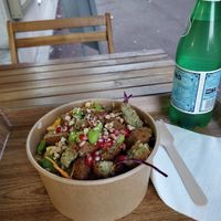 Falafel poke bowl at Apopo in Antibes