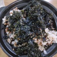 Seaweed rice at Tue Tin Chay Quan in Ho Chi Minh City