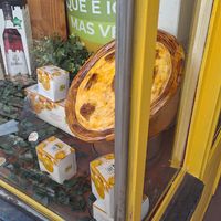 The window at Vegan Nata - Chiado in Lisbon