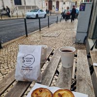 Vegan pasteis de nata and hot chocolate at Vegan Nata - Chiado in Lisbon
