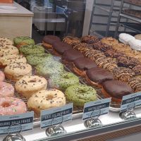 Grand choix de beignes véganes! at La Beignerie in Montreal