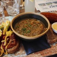 Vegan proeverij: biet curry broodje, uien soep, kroket at Wijnhaven in Delft