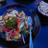 Tofu with noodles, mango and vegetables (16€) at Böser Chinese in Dusseldorf