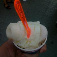 Helado de plátano y piña at Heladeria Nata Fresa in Peniscola