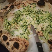 Zucchini vegan pizza at Gazzo in Berlin