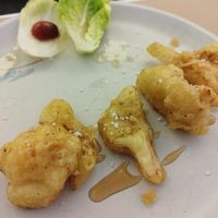 Coliflor picante en tempura at El Berenjenal in Valladolid