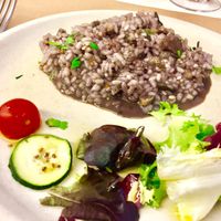 Arroz negro con “chinchirones” at El Berenjenal in Valladolid