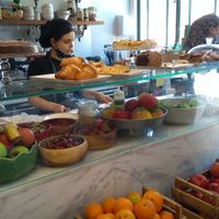 Doces at Bloomy Market in Setubal