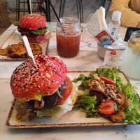 Burguer at Bloomy Market in Setubal