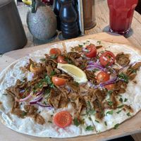 Veganer Kebap Flammkuchen  at Cotidiano Promenadenplatz in Munich