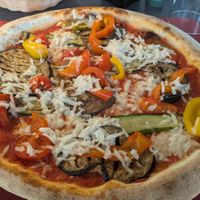 Vegetarian with a sprinkle of VERY expensive vegan mozzarella at Resalé in Monzambano