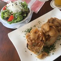 With salad at Sascha's Kachelofen in Oberstdorf