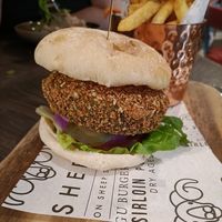 Pea burger at Sheep on Sheep Street in Stow-on-the-wold