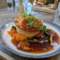 Vegan chestnut mushroom pie at Sheep on Sheep Street in Stow-on-the-wold
