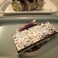 Uramaki Platacao + Chocohuete bar at Veganashi - Gluten Free Sushi in Barcelona