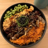 Pokenashi (with black rice) at Veganashi - Gluten Free Sushi in Barcelona