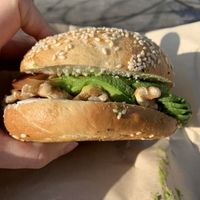 Avocado walnut bagel (vegan) at Budapest Bagel in Vienna