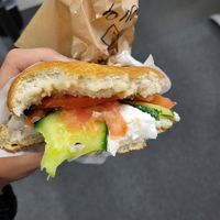 Tomato cucumber vegan cream cheese at Budapest Bagel in Vienna