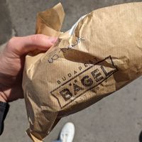 Packaging at Budapest Bagel in Vienna