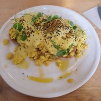 benedict egg at Pequeno Café e Bistrô - Arroios in Lisbon