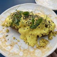 Toast Benedict  at Pequeno Café e Bistrô - Arroios in Lisbon