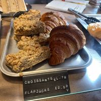 Vegan bakes at 17 Grams in Brighton