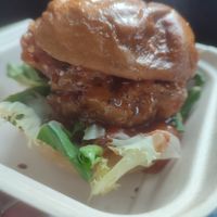 Sweet chilli ch'ckn burger at Huns in Leicester