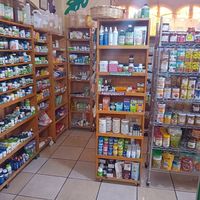 Shop at Salud Para Vida in San Pedro La Laguna