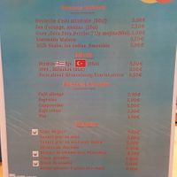 Drinks and desserts summer menu at C'est Bon Salades Maison in Marseille