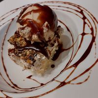 Tarta de Ferrero Rocher at Street & Soul in Toledo