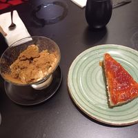 Tarta de queso y tiramisú at Street & Soul in Toledo