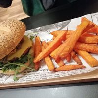 Hamburguesa trufada con boniato at Street & Soul in Toledo