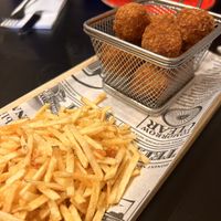 Croquetas de verduras   at Street & Soul in Toledo