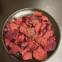Beet chips as appetizer  at Street & Soul in Toledo