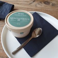 montgomery's ijs at Café Bosch in Arnhem