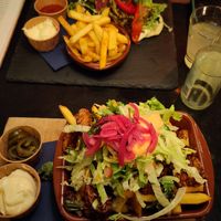 Gyros with oyster mushrooms and a tempeh dish at Café Bosch in Arnhem
