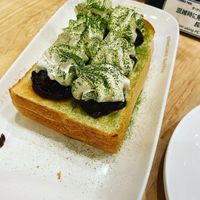 Vegan sweets of sweet red bean paste and whipped cream   at KOMEDA is in Tokyo