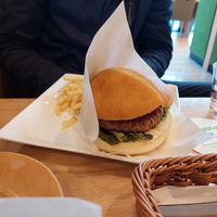  at KOMEDA is in Tokyo