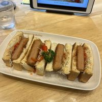 So much!  at KOMEDA is in Tokyo