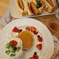  at KOMEDA is in Tokyo