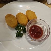  at KOMEDA is in Tokyo