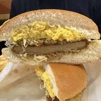 The egg-style chicken tartar burger   at KOMEDA is in Tokyo
